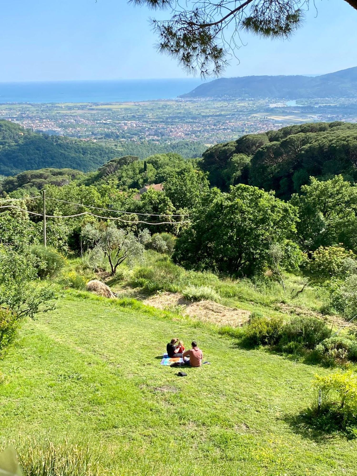 La Ginestra B&B Fosdinovo Luaran gambar